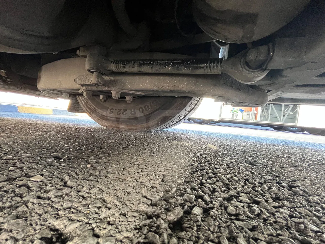 Mercedes-Benz OC 500 RF 1842 -EUR5 - 315kW -12.920m - axle 3 right side