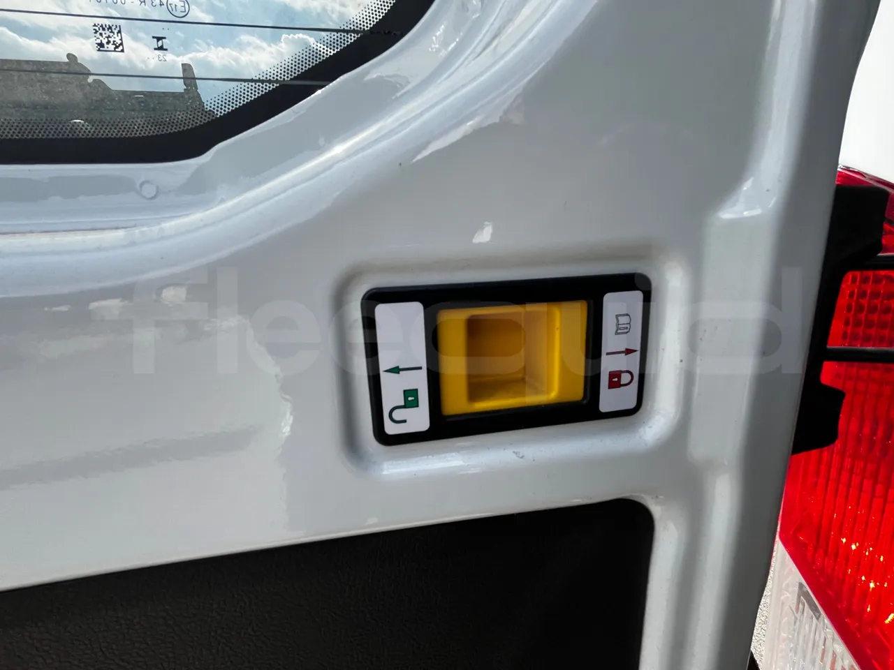 Ford Transit FBD - Euro 6 - 125 kW - 6.704 mt - camera accessories photo