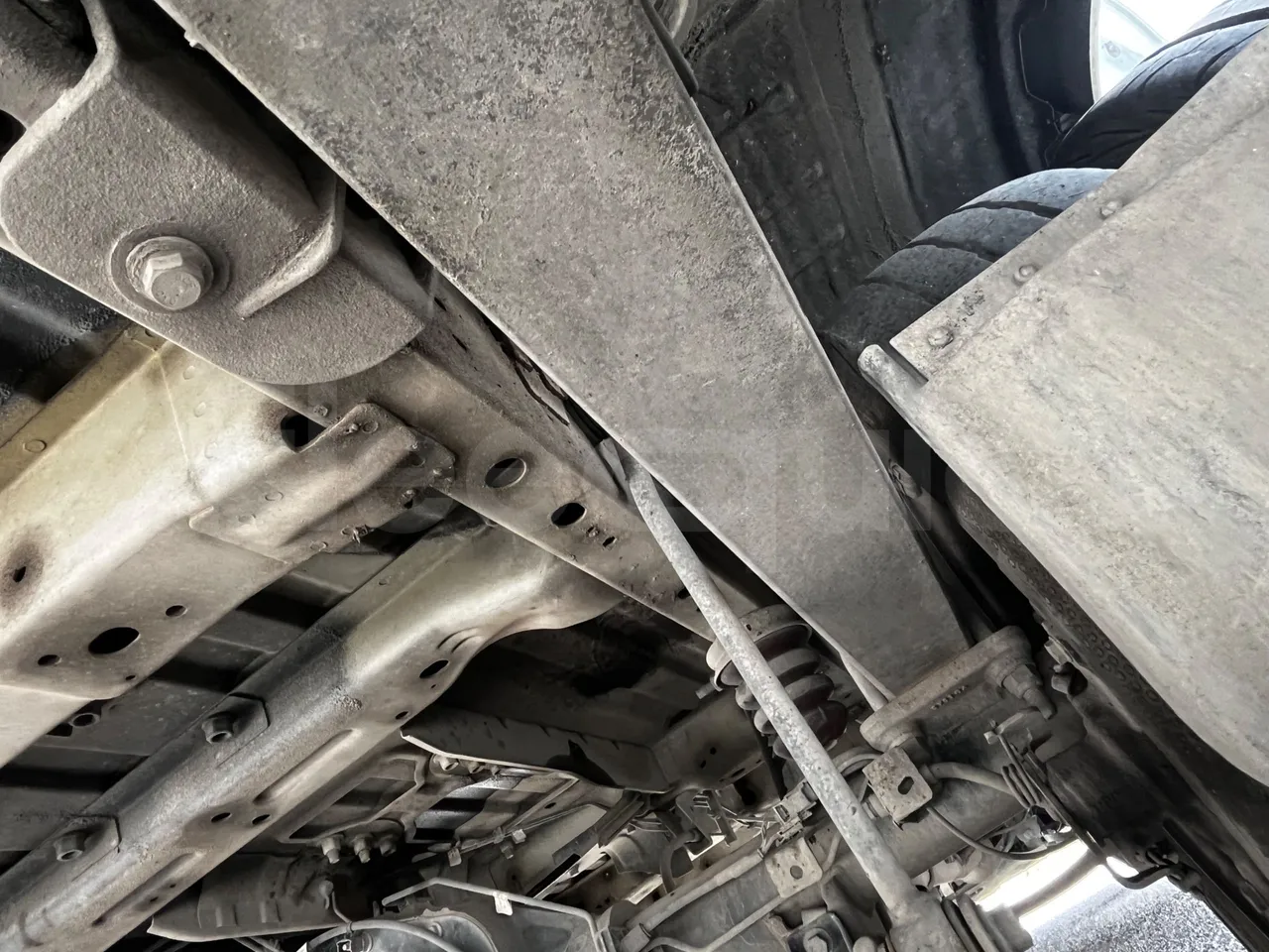 Ford Transit FBD - Euro 6 - 125 kW - 6.704 mt - axel 2 air springs 1 left