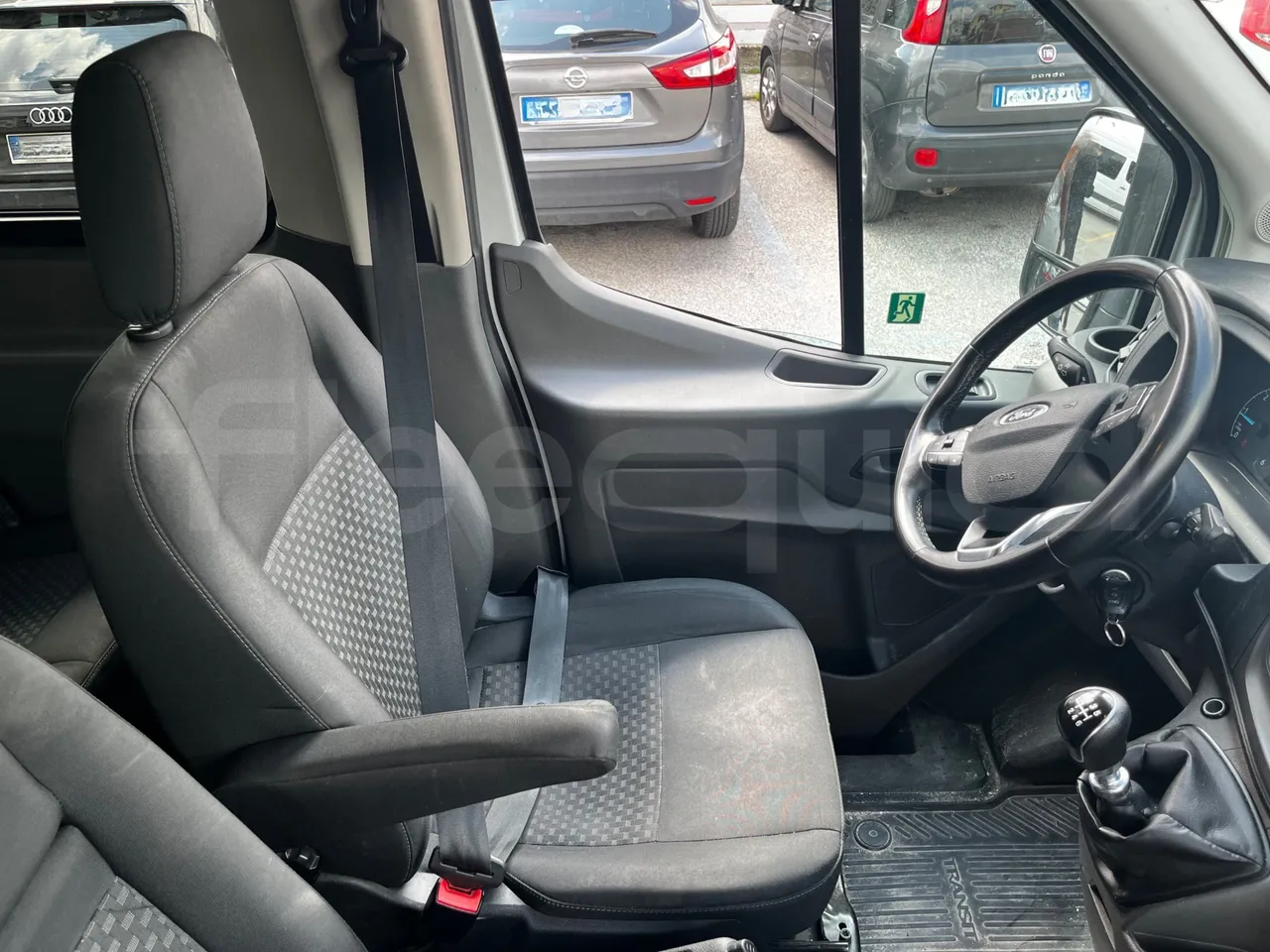 Ford Transit FBD - Euro 6 - 125 kW - 6.704 mt - driver's seat photo