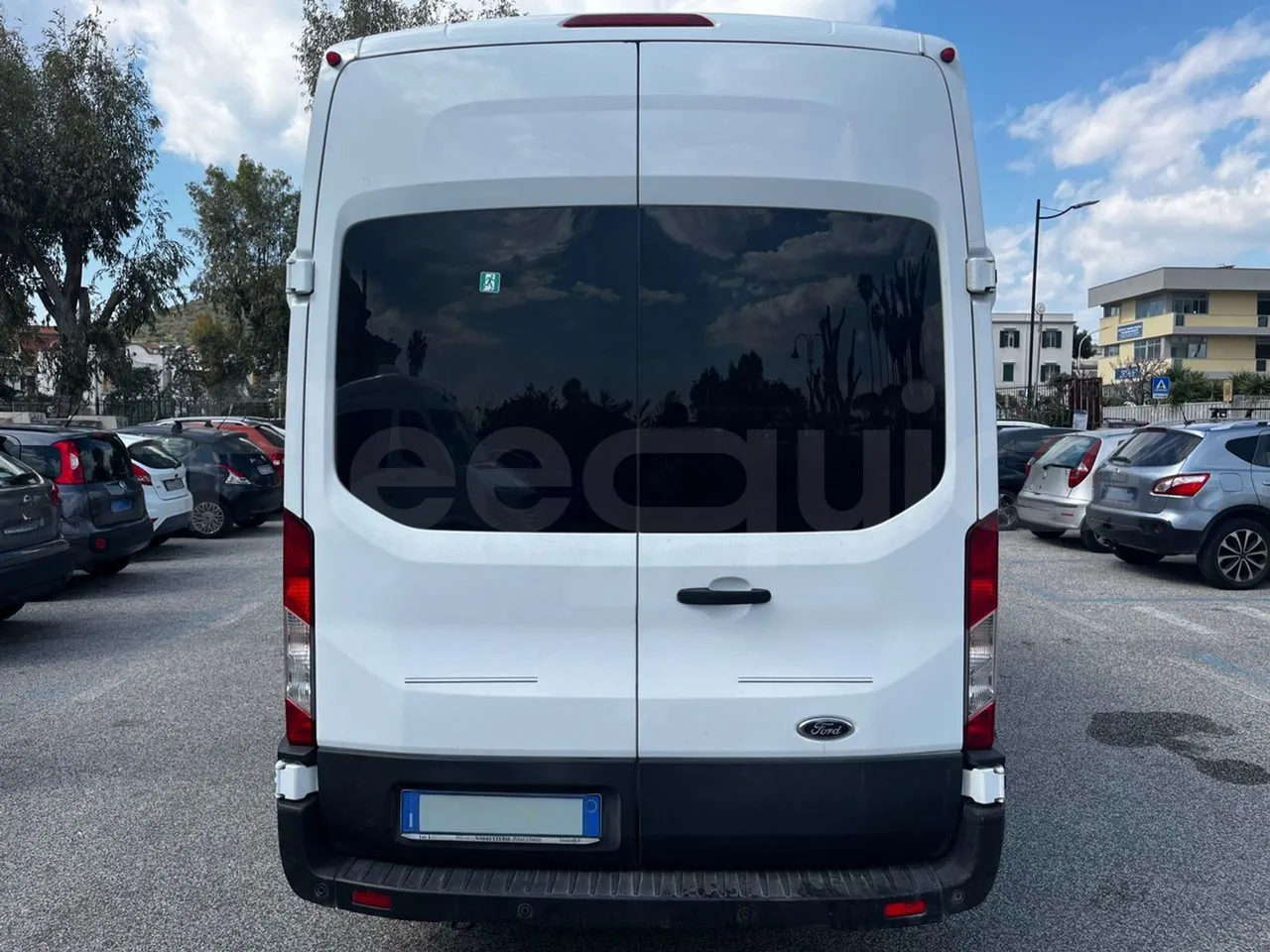 Ford Transit FBD - Euro 6 - 125 kW - 6.704 mt - rear hatch closed