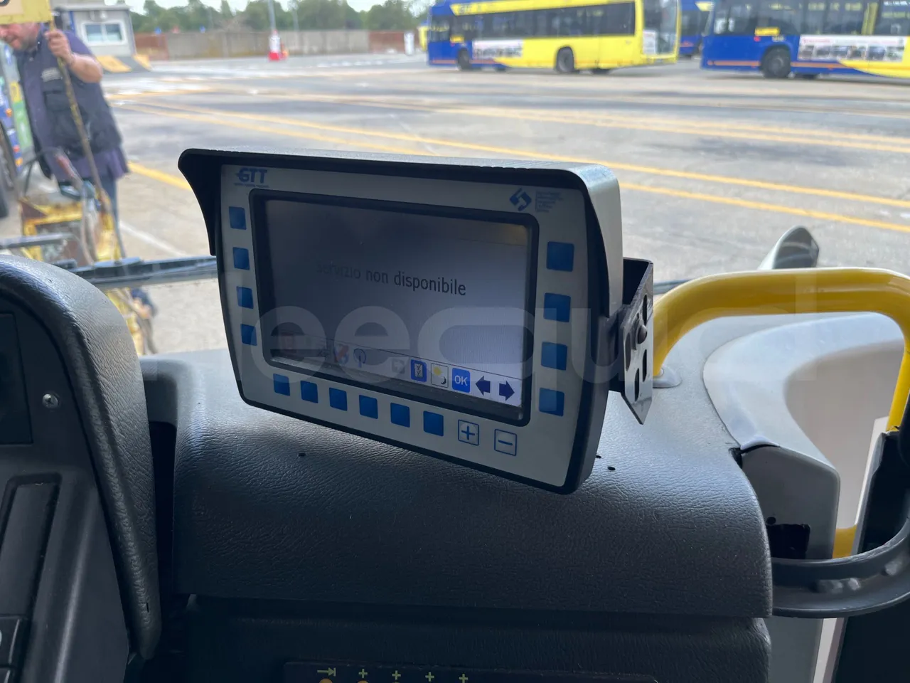 Scania Citywide LF CN 280/ Euro 6 - 206 Kw - 12 Mt - radio accessories photo