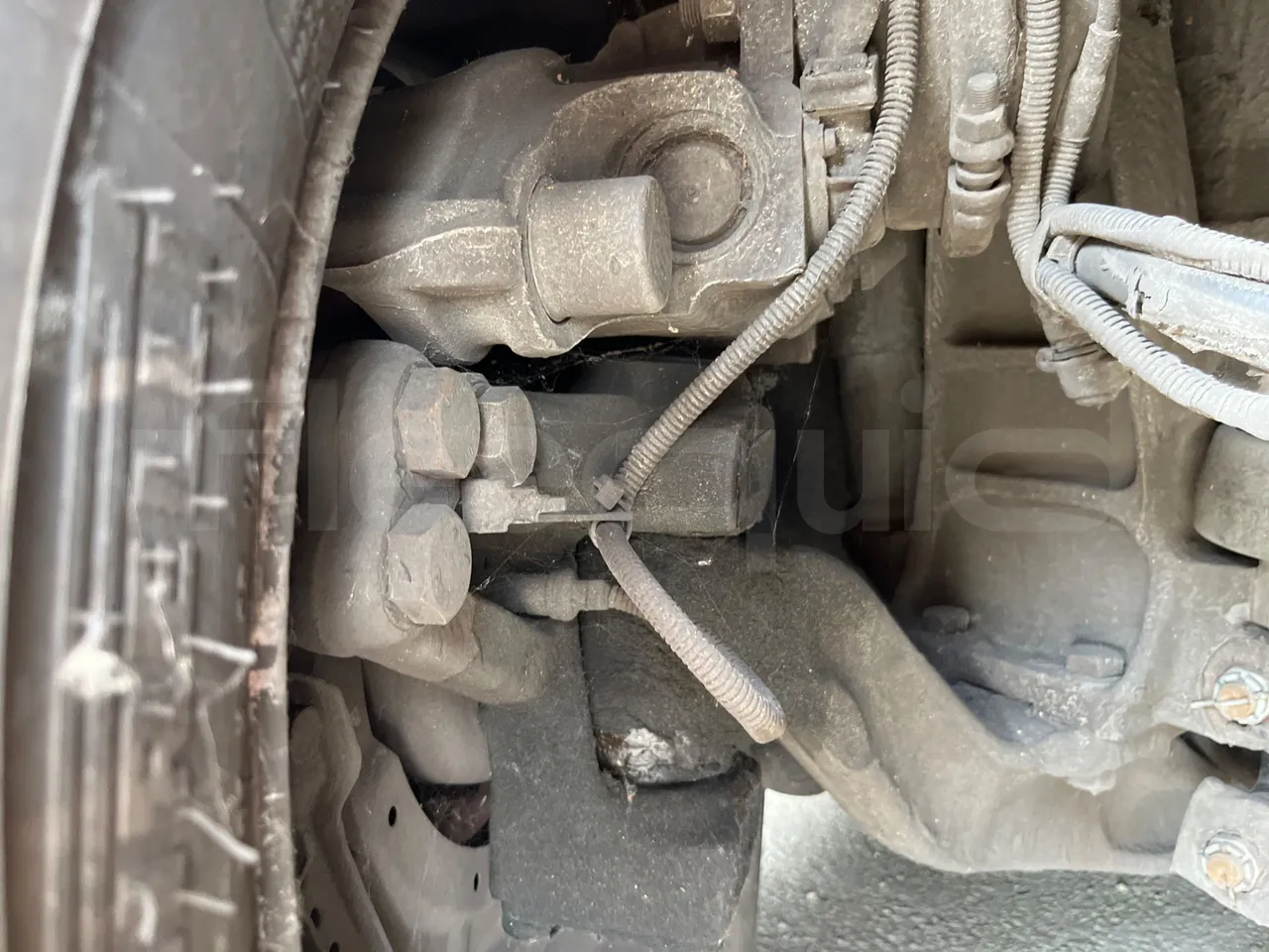 Scania Citywide LF CN 280/ Euro 6 - 206 Kw - 12 Mt - front brake calipers right