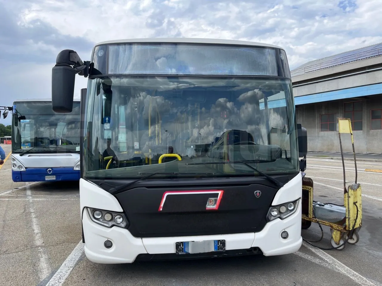 Scania Citywide LF CN 280/ Euro 6 - 206 Kw - 12 Mt - front photo