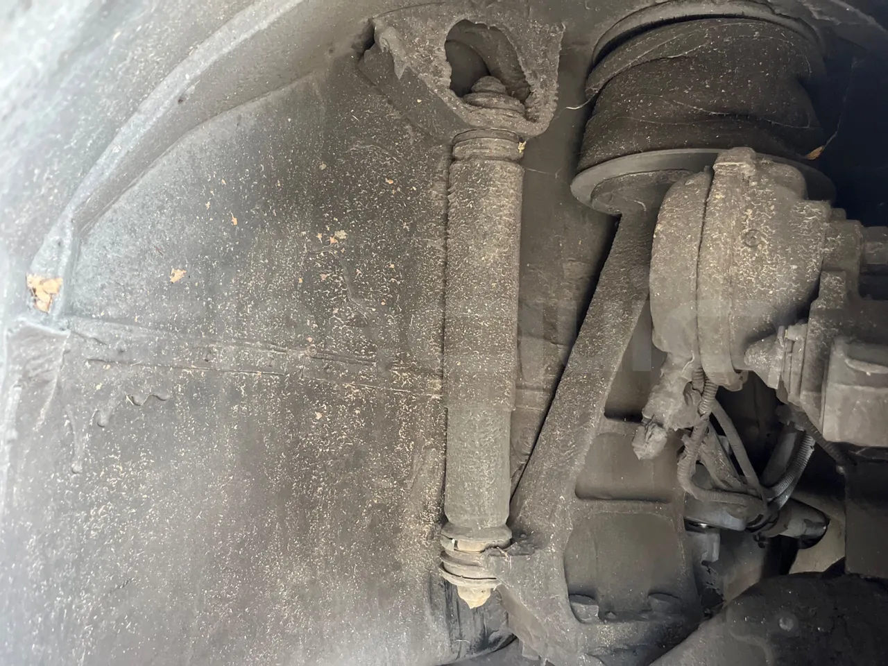 Scania Citywide LF CN 280/ Euro 6 - 206 Kw - 12 Mt - front shock absorbers right