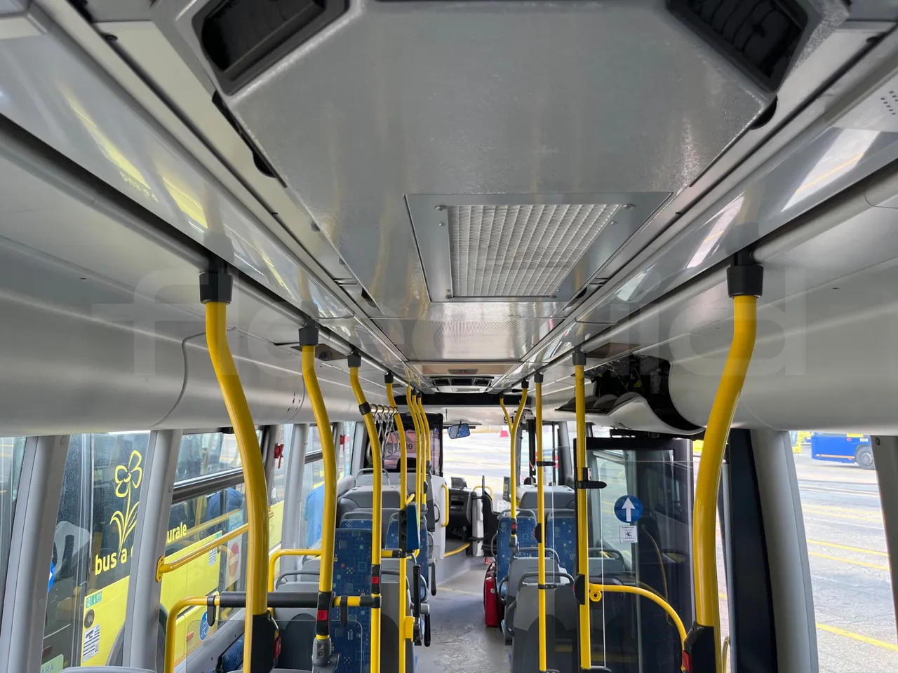 Scania Citywide LF CN 280/ Euro 6 - 206 Kw - 12 Mt - overhead compartments photo