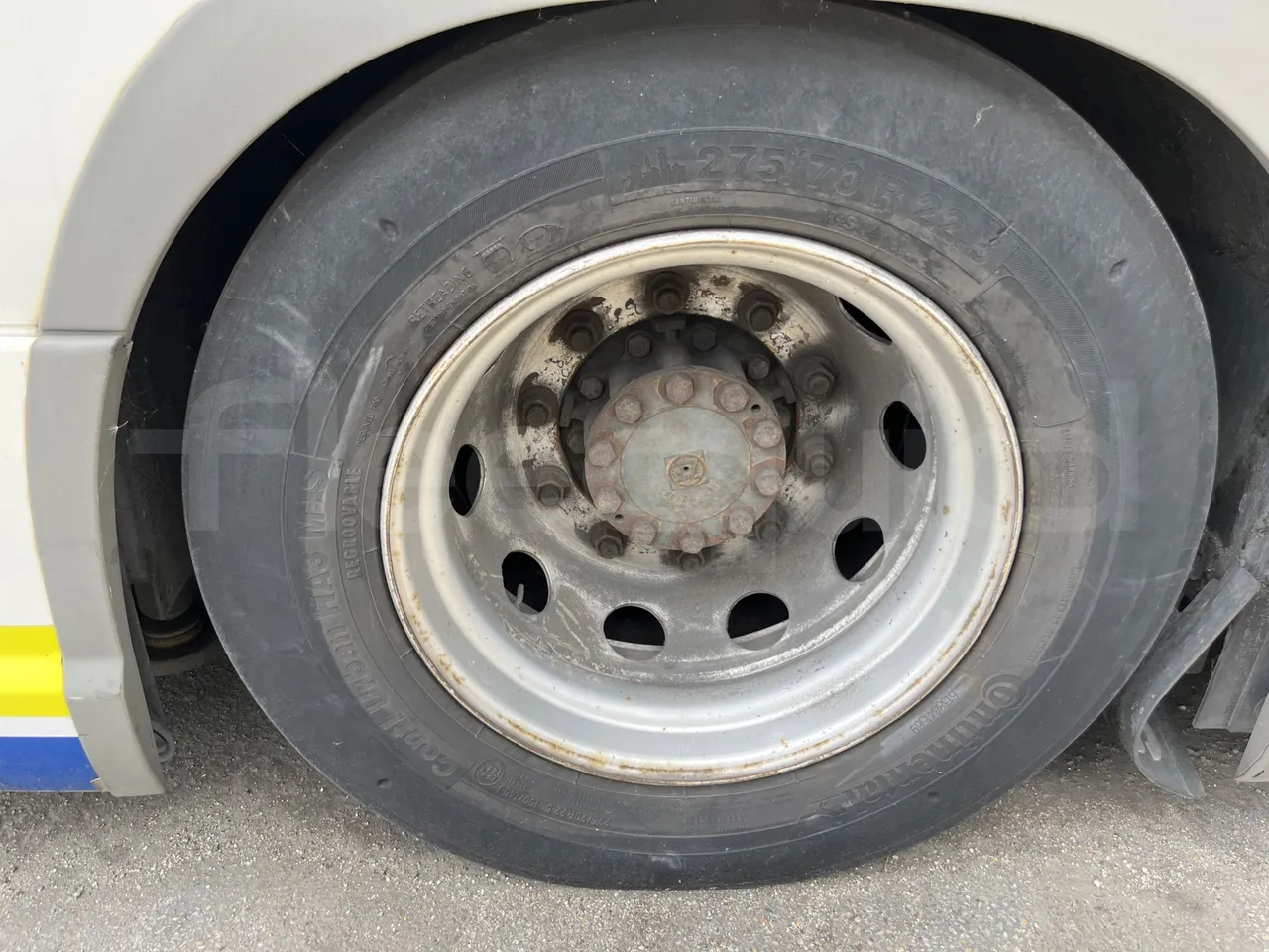 Scania Citywide LF CN 280/ Euro 6 - 206 Kw - 12 Mt - rear left tire photo
