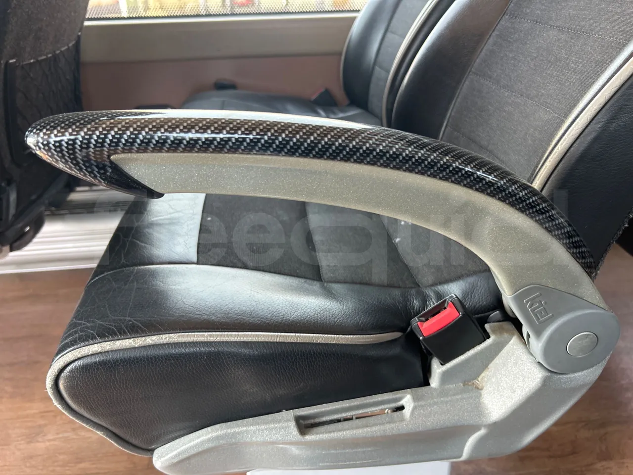 Iveco Magelys 5FR210 - armrest detail photo