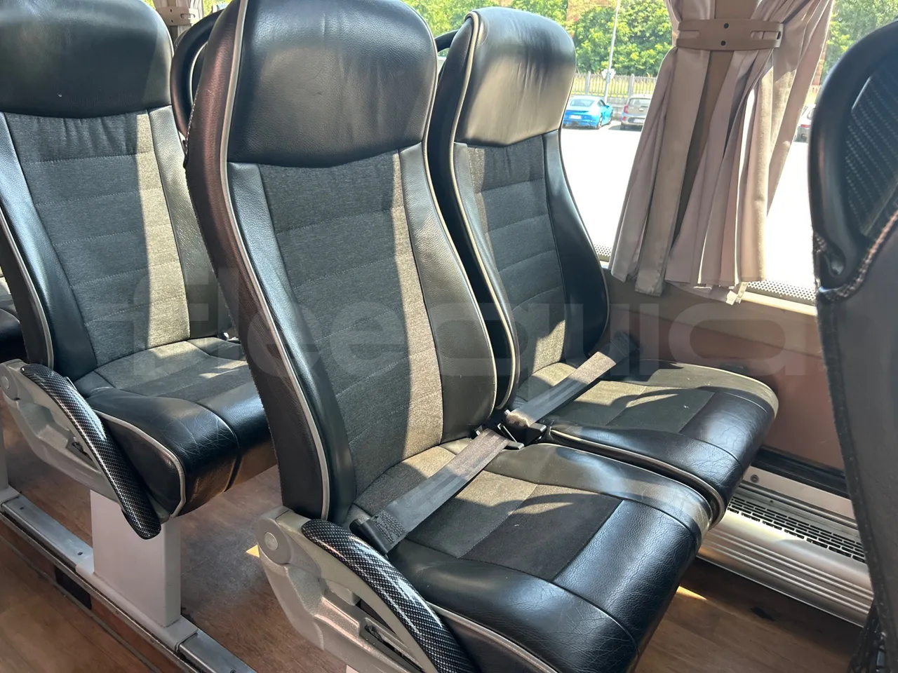 Iveco Magelys 5FR210 - central seat safety belt