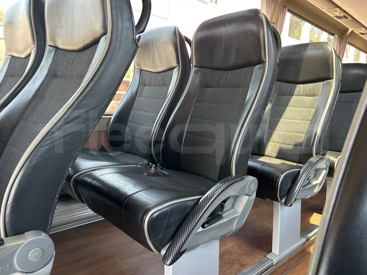 Iveco Magelys 5FR210 - single seat detail