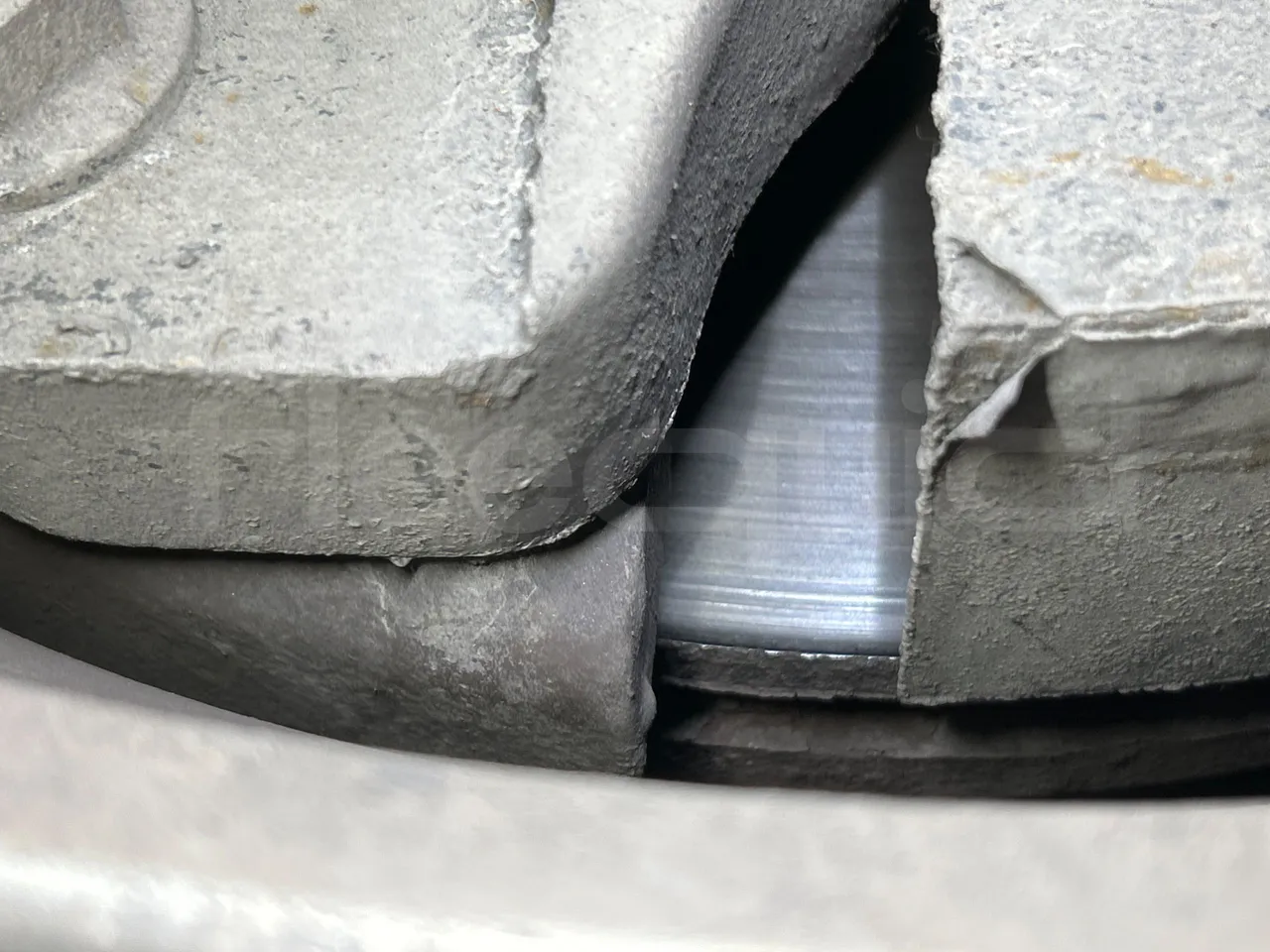 Iveco Magelys 5FR210 - axle 2 discs left