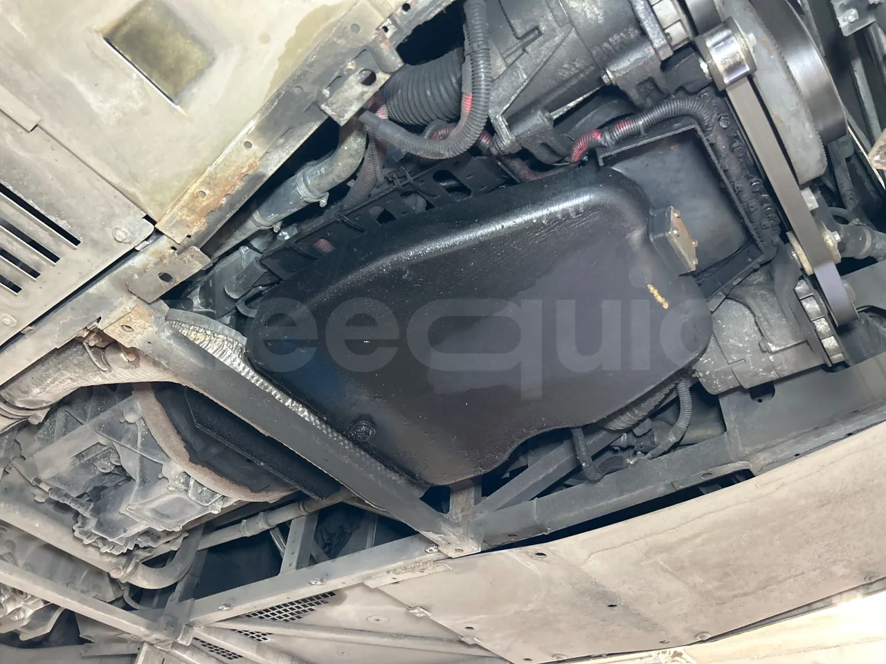 Iveco Magelys 5FR210 - engine without protection