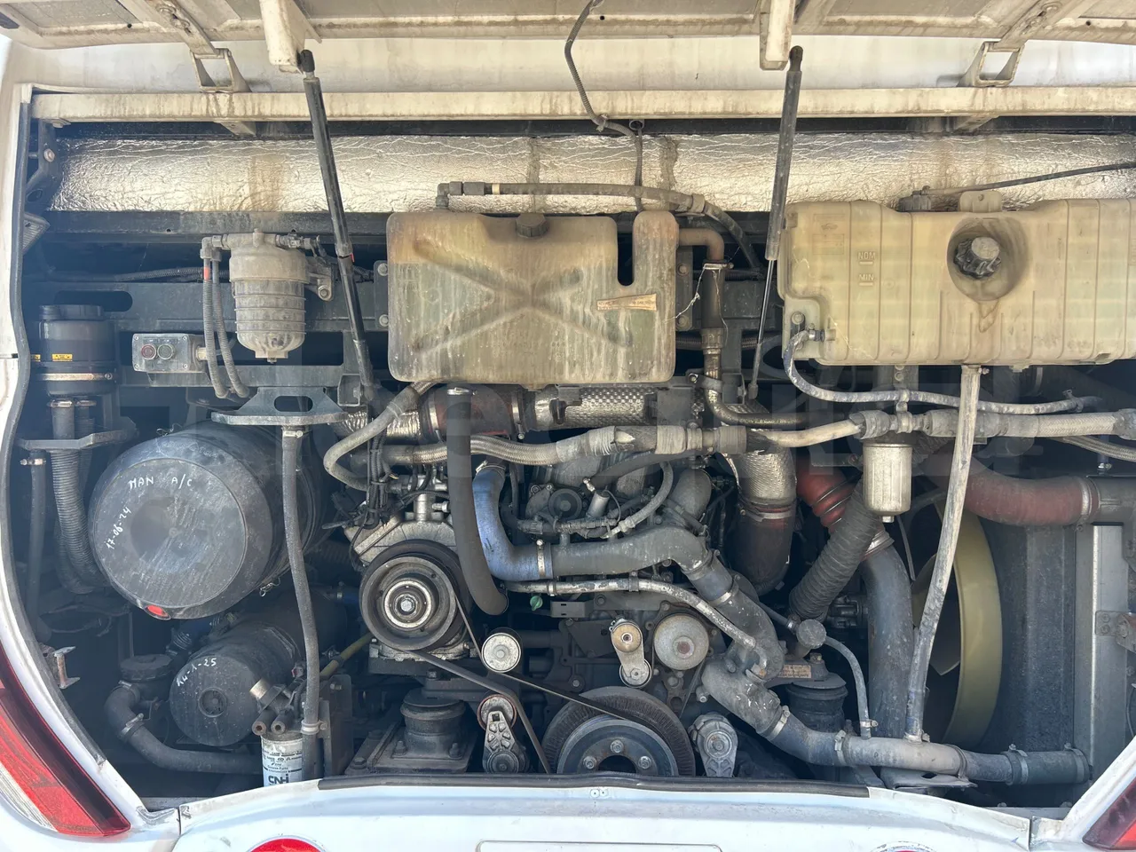 Iveco Magelys 5FR210 - rear hatch open (mandatory  for bus to scrap)
