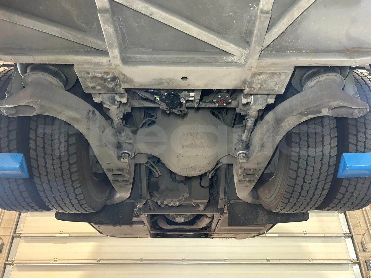 Iveco Magelys 5FR210 - axle 3 central