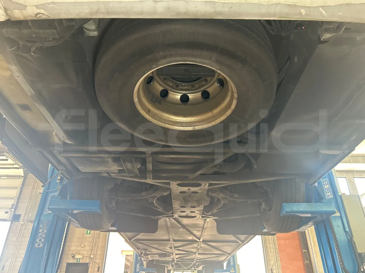 Iveco Magelys 5FR210 - front undercarriage from front