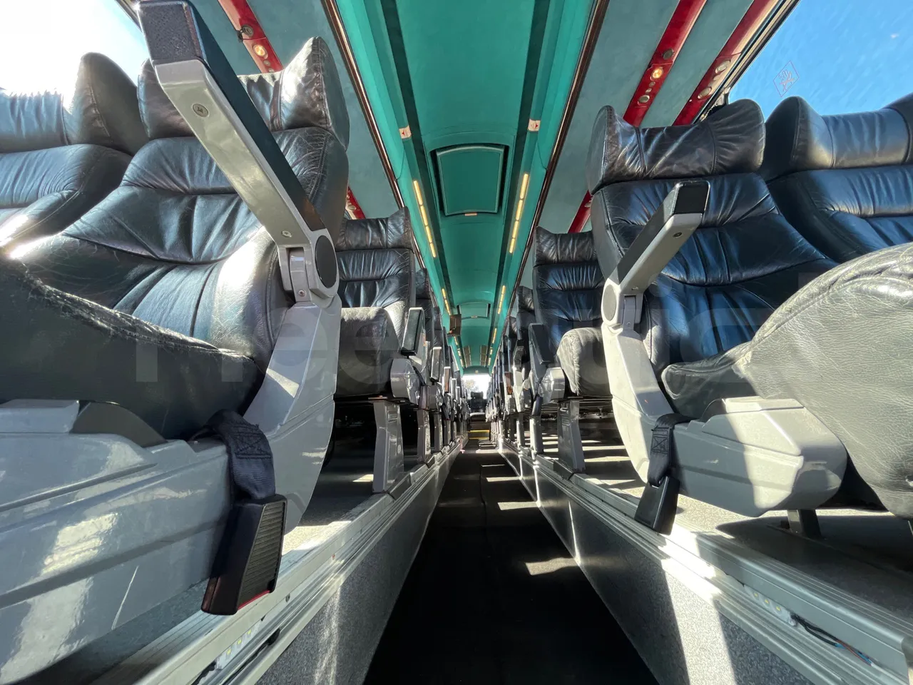 Scania Irizar Century K124EB - Euro2 - 265kW - 12.850mt - seat brackets photo