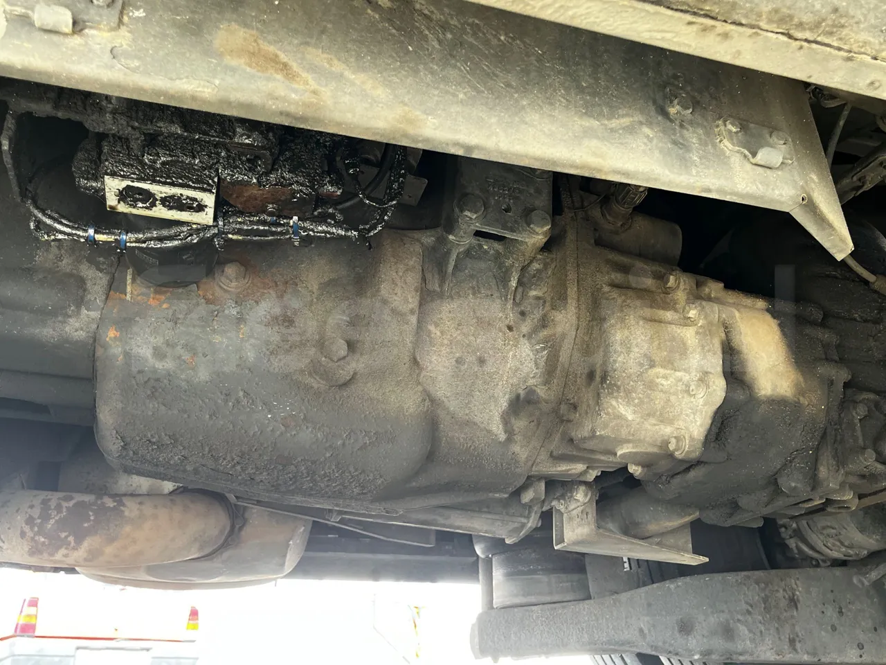 Scania Irizar Century K124EB - Euro2 - 265kW - 12.850mt - gearbox photo