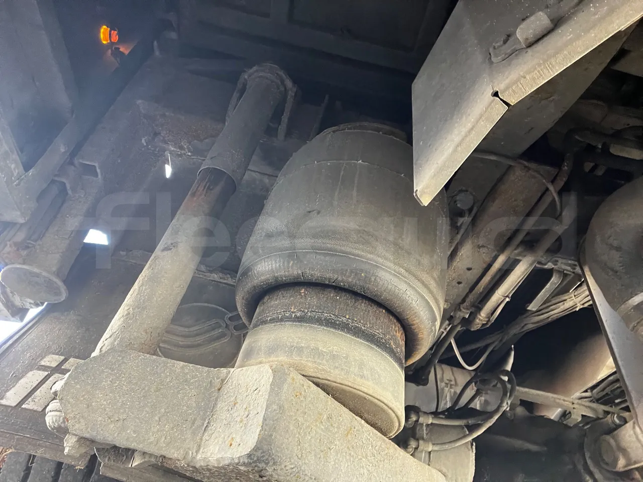 Scania Irizar Century K124EB - Euro2 - 265kW - 12.850mt - axle 2 shock absorbers 2 left