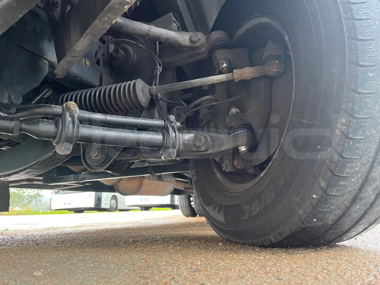 Iveco Cacciamali 65C/E4 - Euro 4 - 130 kW - 7.430 mt - front axle left side