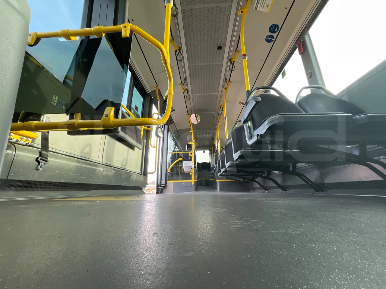 Mercedes-Benz Citaro 628 02 - Euro 6 - 220 kW - 12.140 mt - seat brackets photo