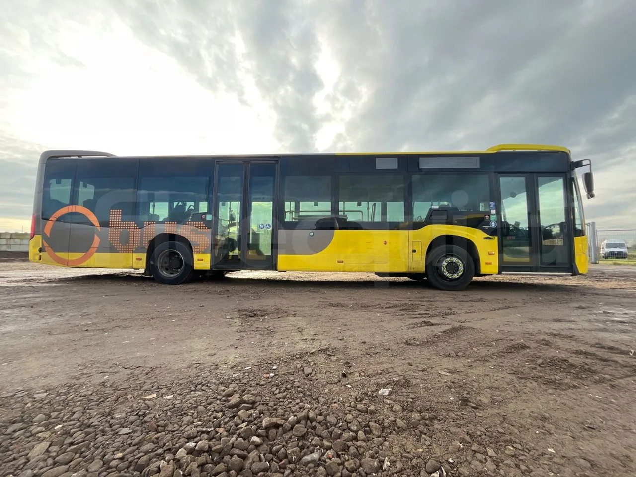 Mercedes-Benz Citaro 628 02 - Euro 6 - 220 kW - 12.140 mt - right side doors closed