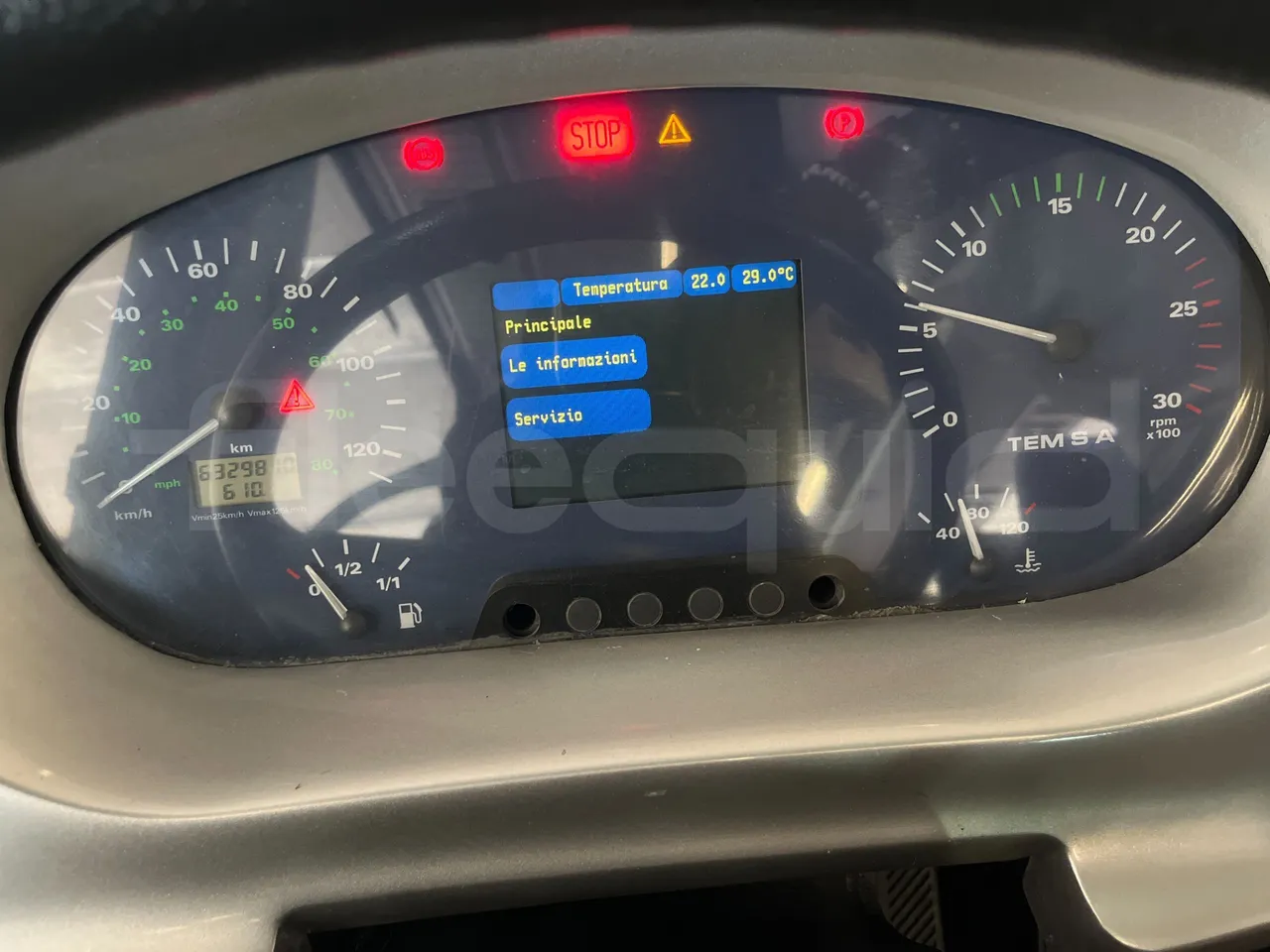 Temsa Safari - dashboard lights on