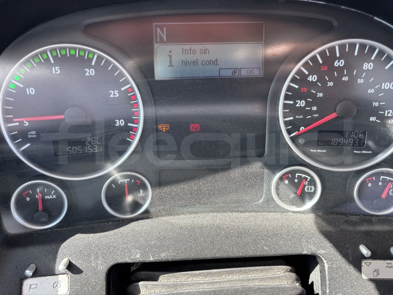 Man Castrosua - Dashboard Engine On