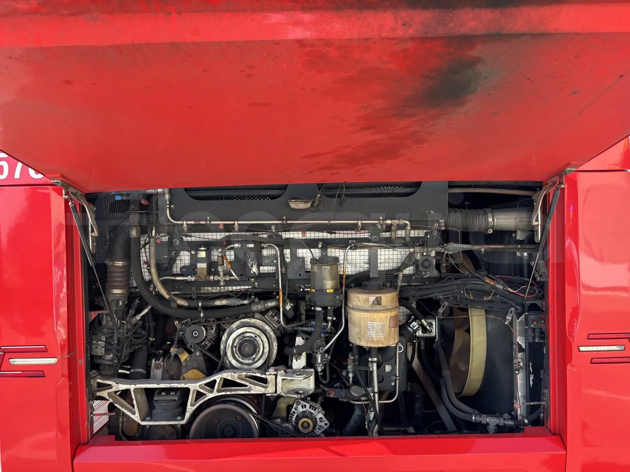 Man Castrosua - Rear Hatch Open