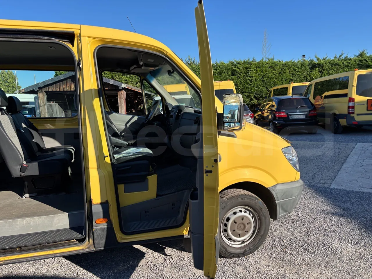 Mercedes-Benz Sprinter - Front Door Open