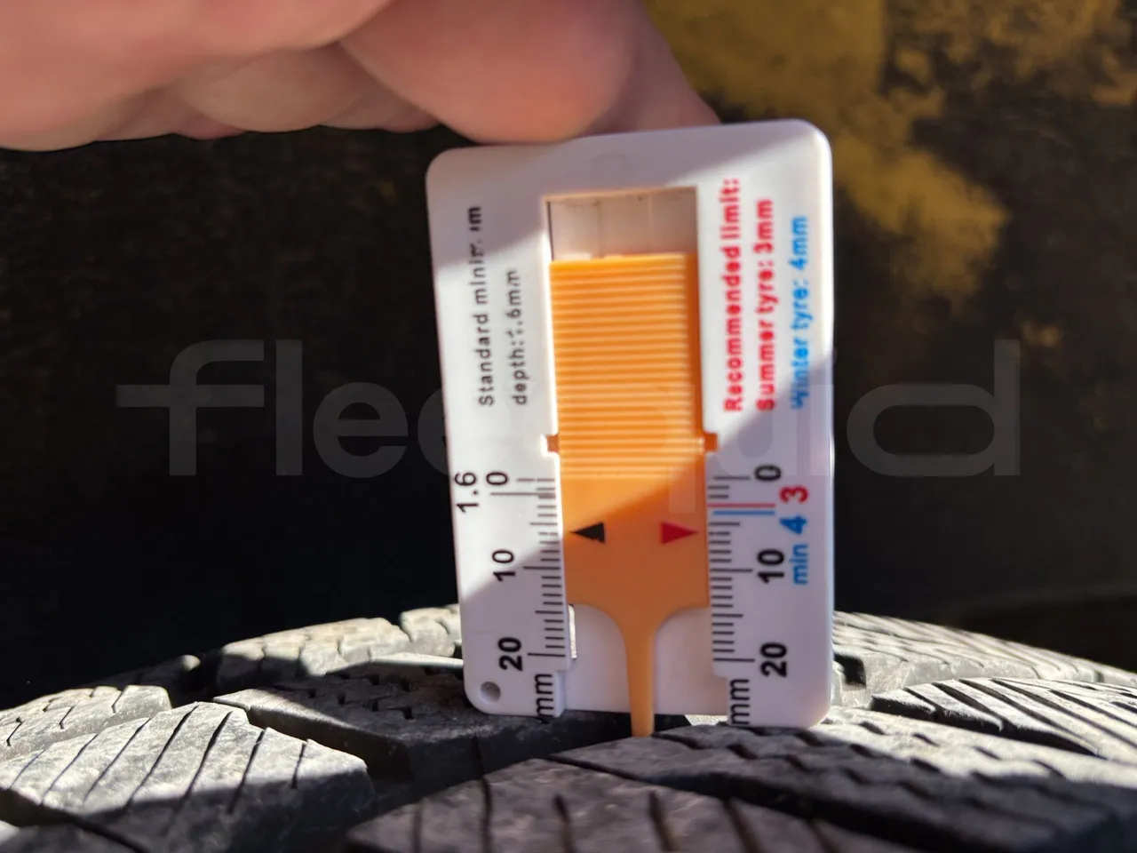 Mercedes-Benz Sprinter - Second Axle Left Side: Complete Wheel
