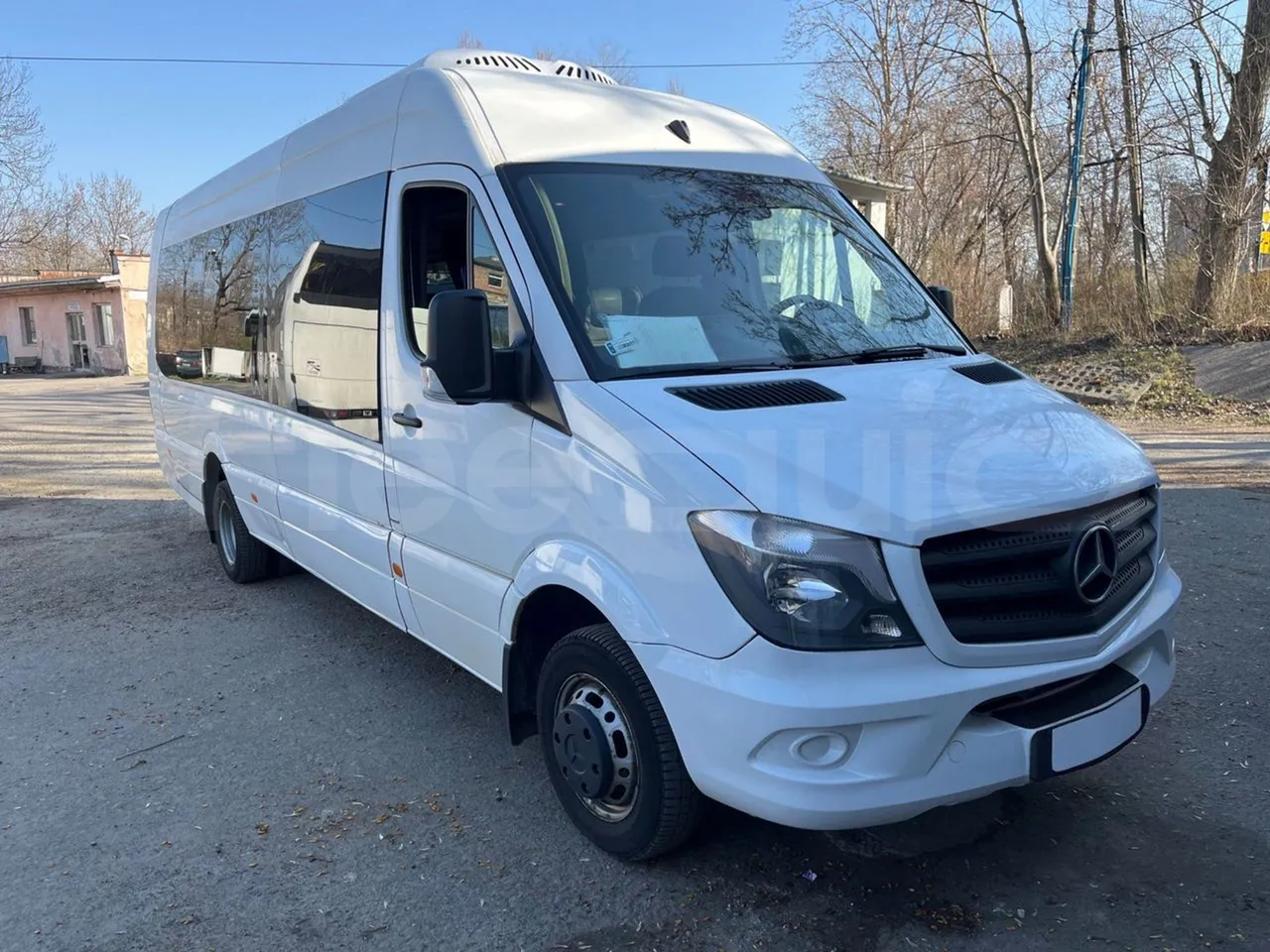 Mercedes-Benz Sprinter 519 - Euro6 - 140kW - 7.400mt - Base cover photo