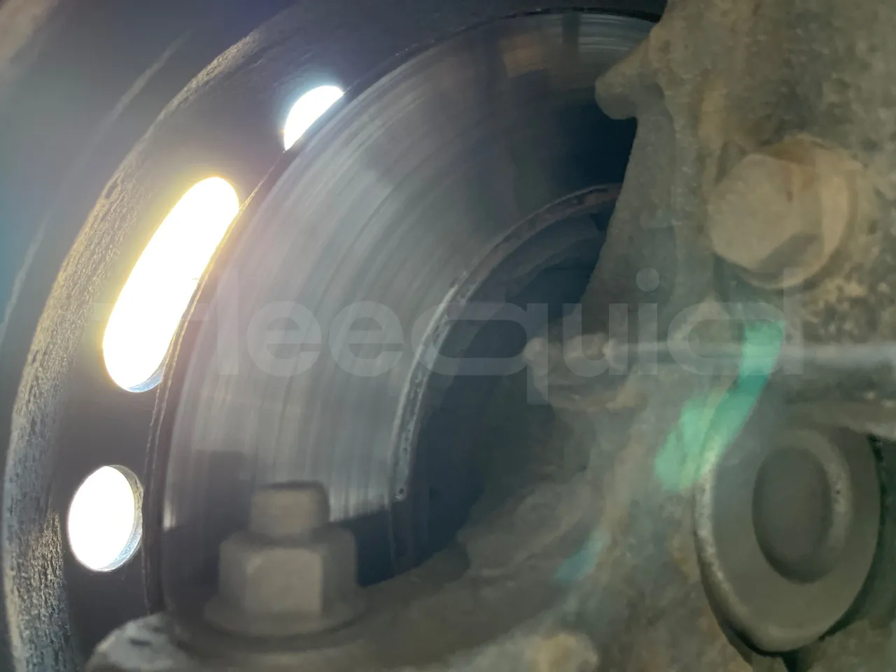 Mercedes-Benz Sprinter 519 - Euro6 - 140kW - 7.400mt - front discs right