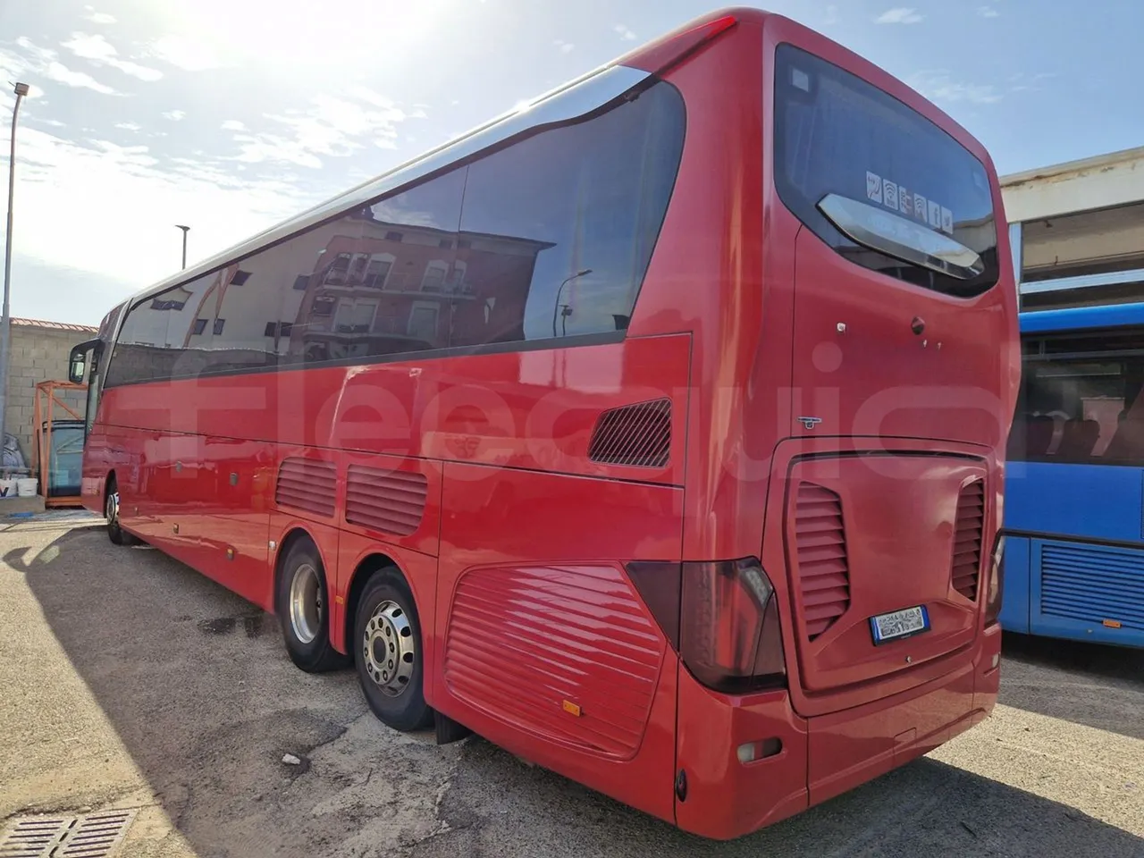Setra S517 410 03 - EUR6 - 375kW - 14.165m - 3/4 left rear side