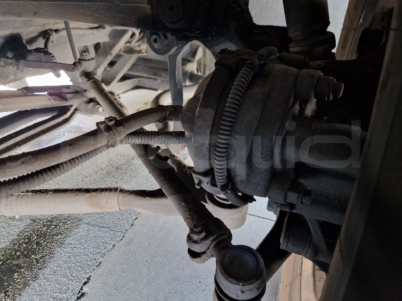 Setra S517 410 03 - EUR6 - 375kW - 14.165m - front brake calipers left