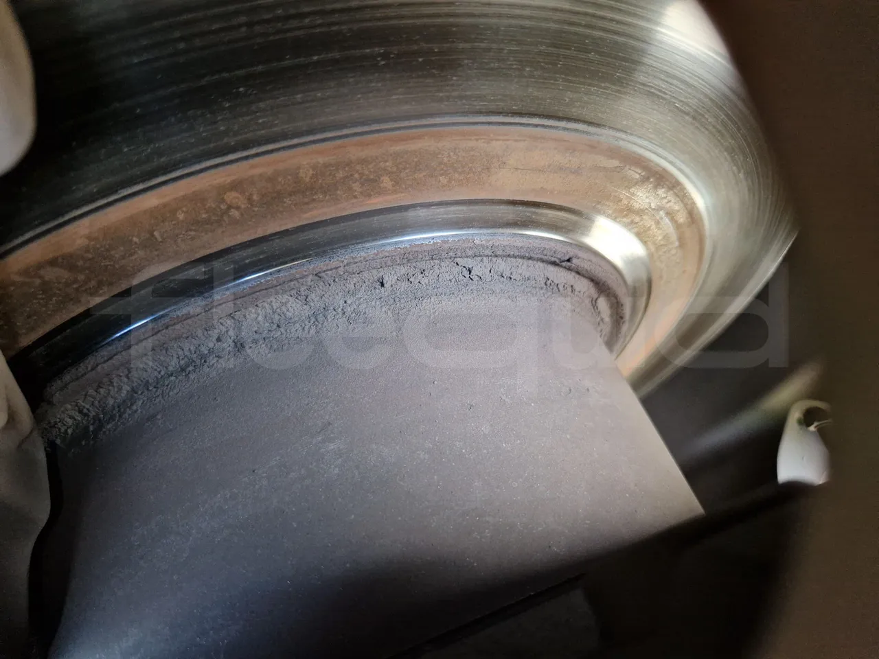 Setra S517 410 03 - EUR6 - 375kW - 14.165m - front discs left