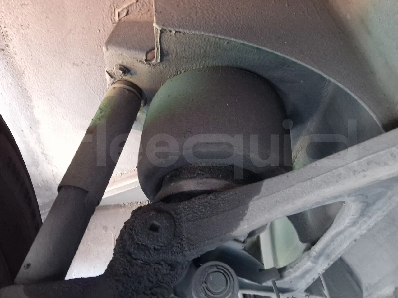 Setra S517 410 03 - EUR6 - 375kW - 14.165m - front shock absorbers left