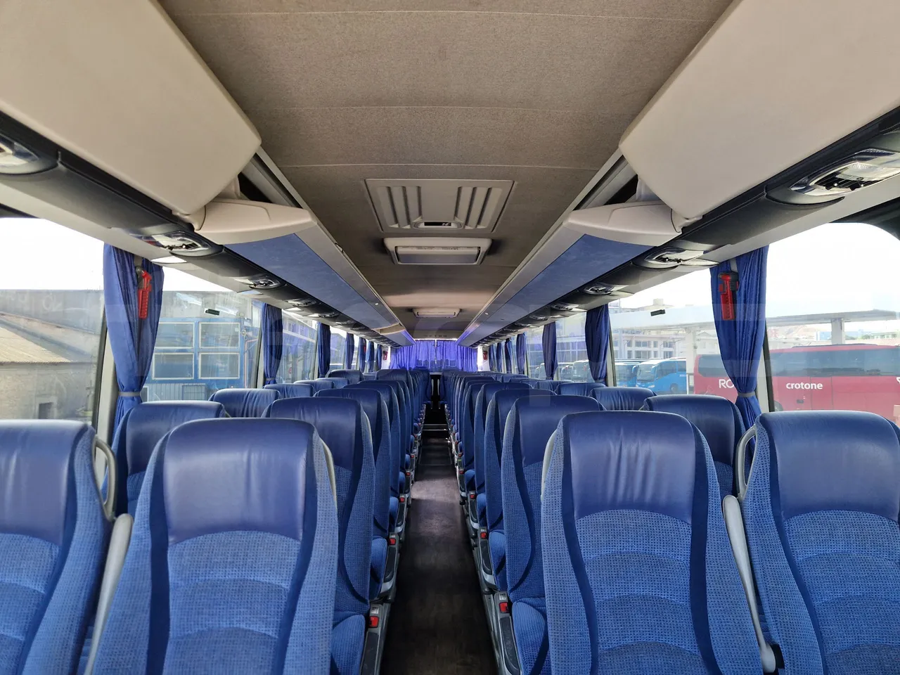 Setra S517 410 03 - EUR6 - 375kW - 14.165m - interior reverse seats driver height