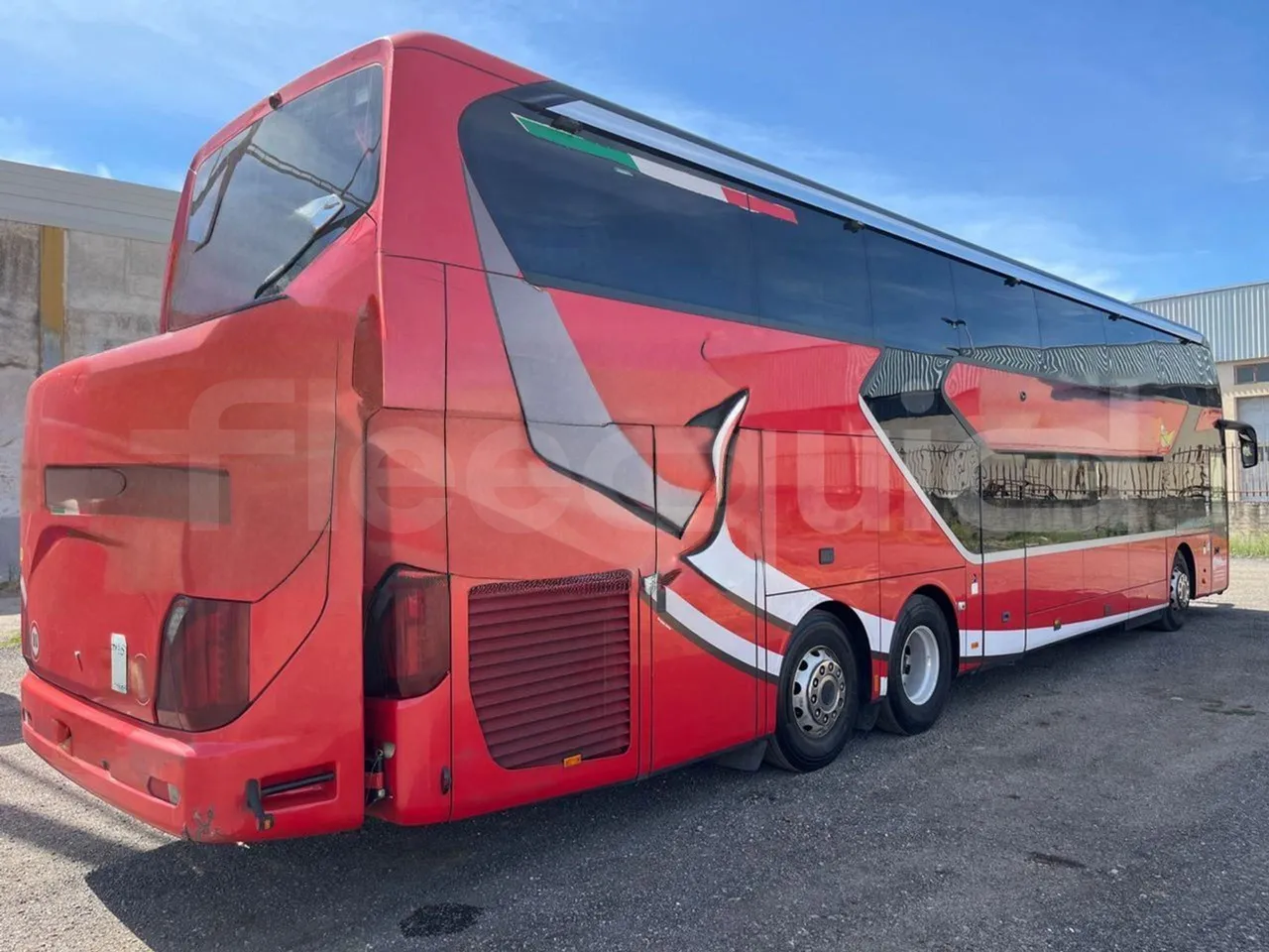 Setra S 531 DT S 531 DT/ Euro 6 - 375 KW - 14 Mt - 3/4 right rear doors closed