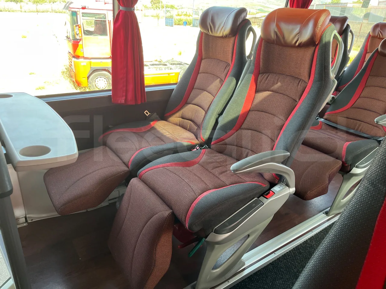 Setra S 531 DT S 531 DT/ Euro 6 - 375 KW - 14 Mt - disabled area photo