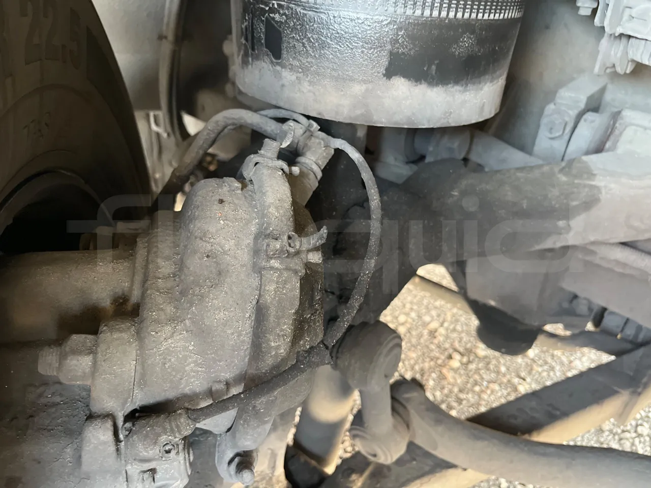 Setra S 531 DT S 531 DT/ Euro 6 - 375 KW - 14 Mt - front brake calipers right