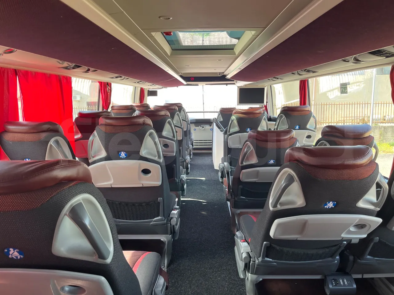 Setra S 531 DT S 531 DT/ Euro 6 - 375 KW - 14 Mt - forward view all seats last row height