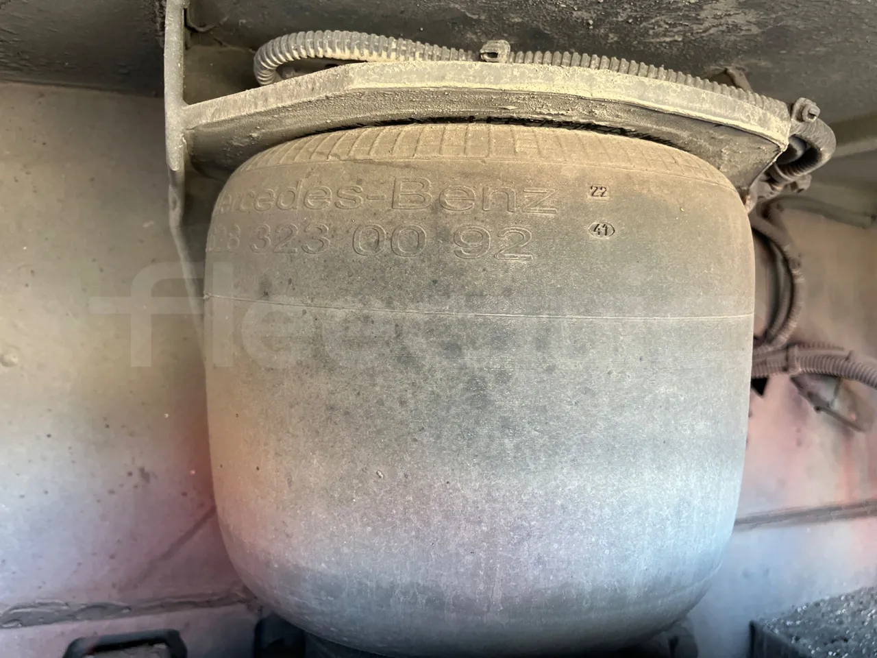 Setra S 531 DT S 531 DT/ Euro 6 - 375 KW - 14 Mt - axle 3 air springs 1 right