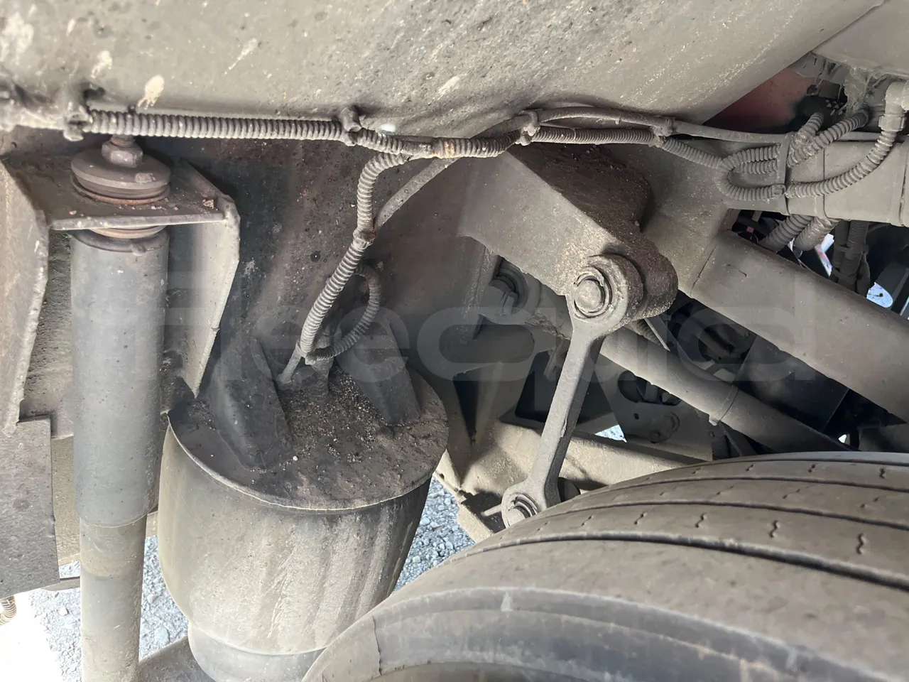 Setra S 531 DT S 531 DT/ Euro 6 - 375 KW - 14 Mt - axle 2 shock absorbers 2 left