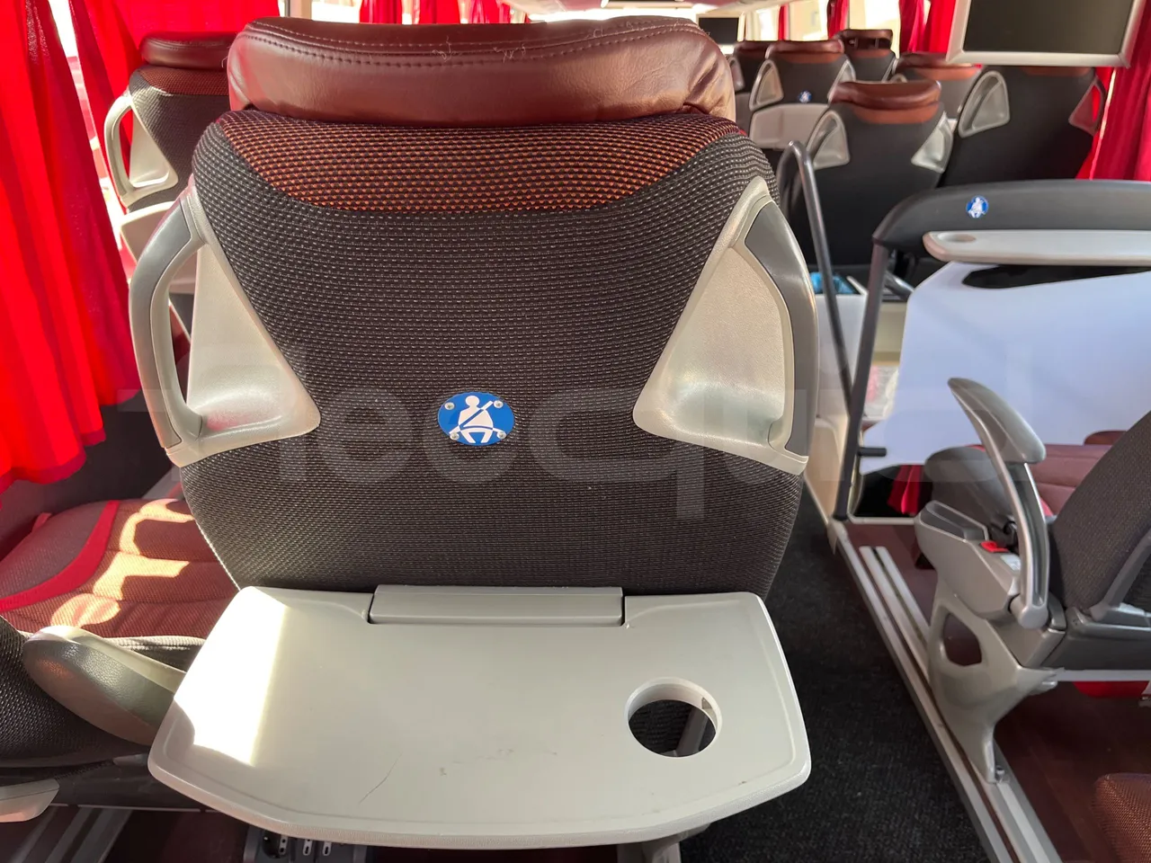 Setra S 531 DT S 531 DT/ Euro 6 - 375 KW - 14 Mt - table detail photo