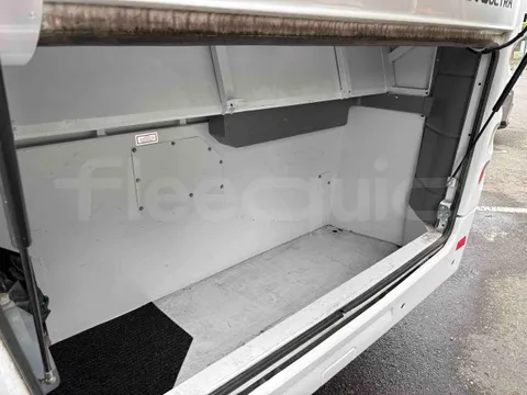 Isuzu Novo - Image