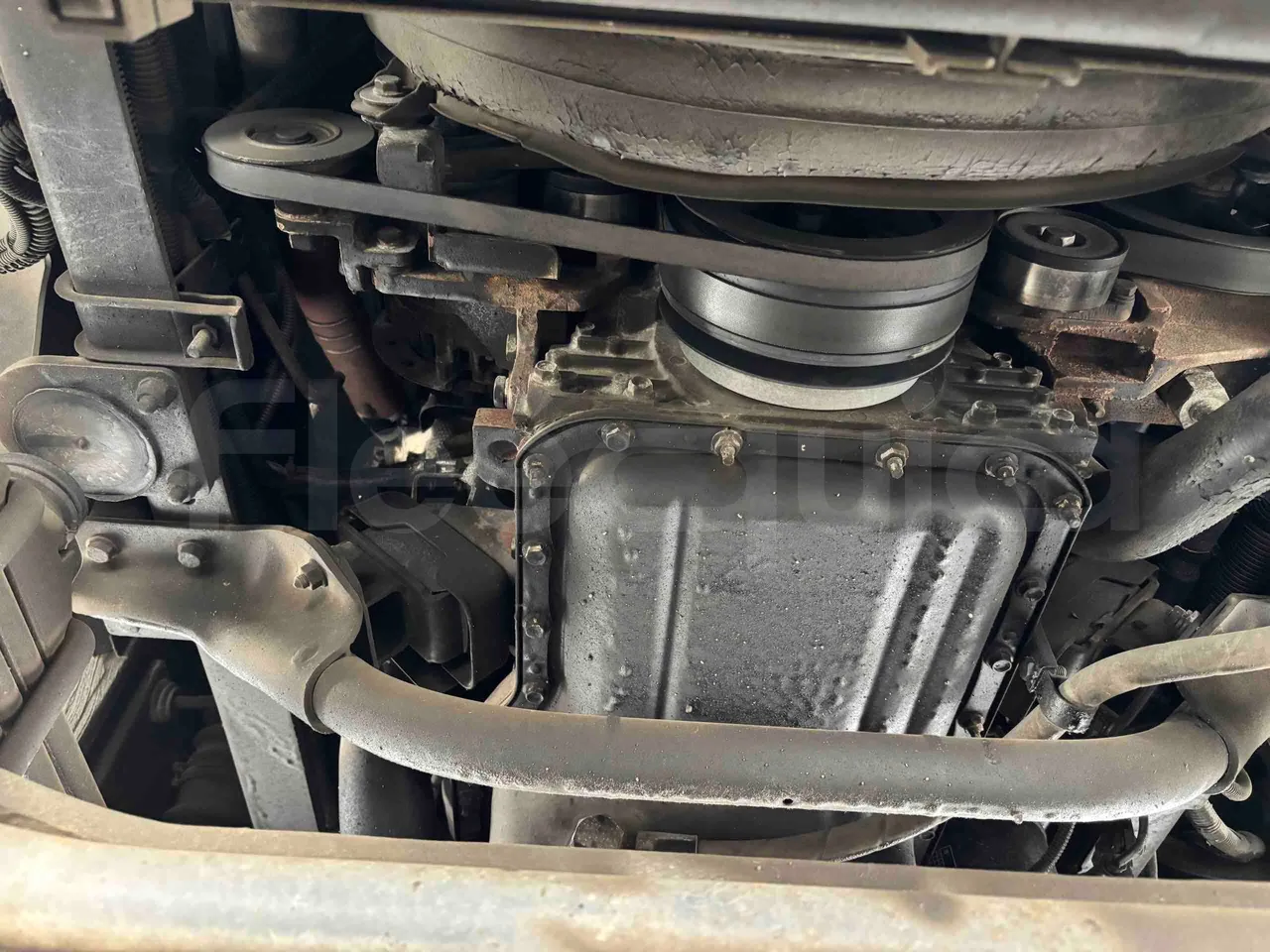Isuzu Novo - rear hatch open