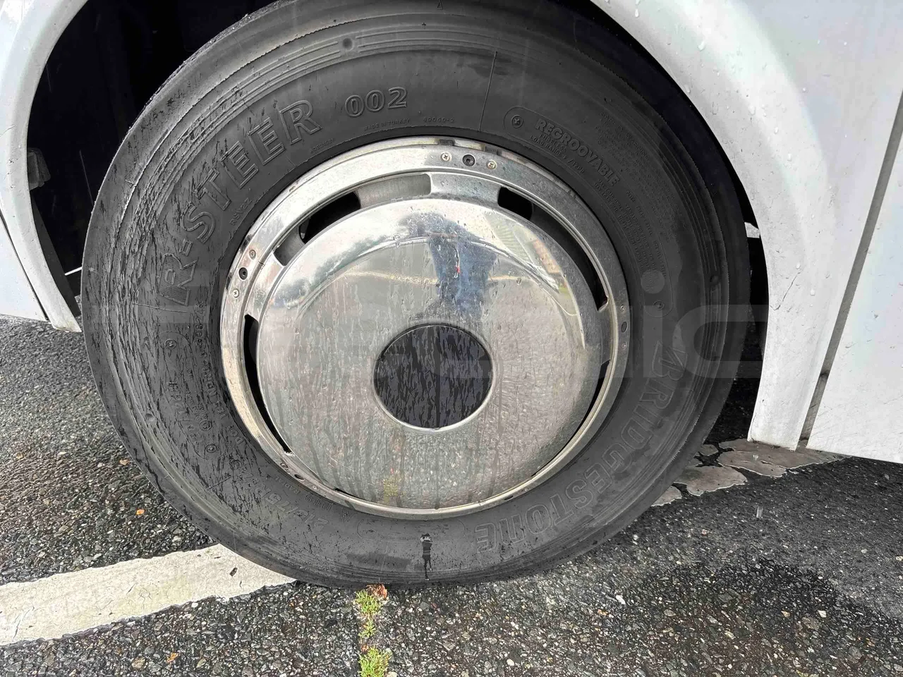 Isuzu Novo - front left tire measurements