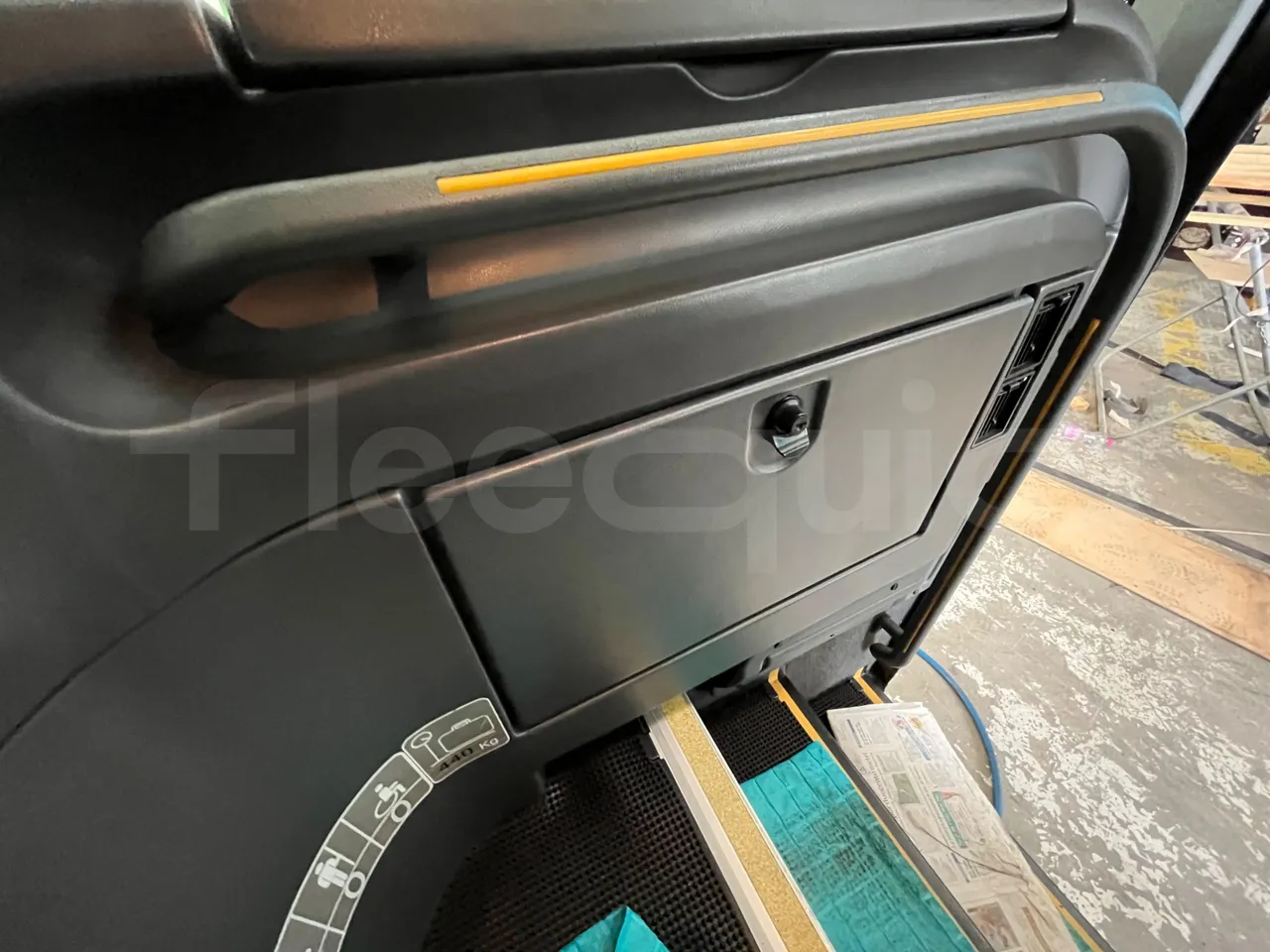 Mercedes-Benz Tourino O 510 - EUR5/210Kw/9.35Mt - radio accessories photo