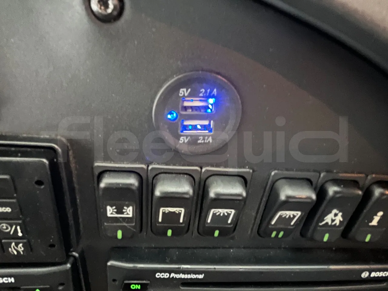 Mercedes-Benz Tourino O 510 - EUR5/210Kw/9.35Mt - onboard devices 1