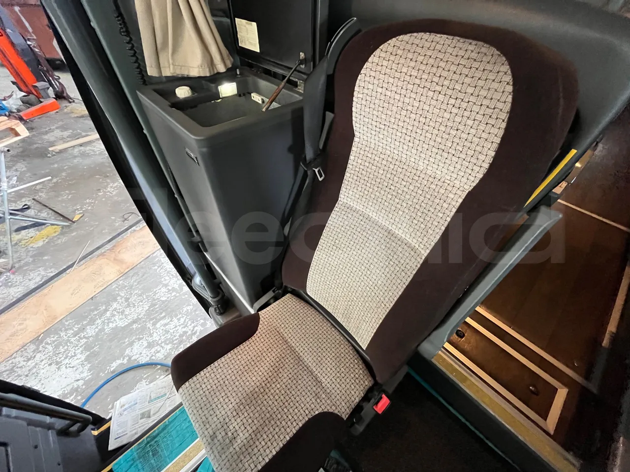 Mercedes-Benz Tourino O 510 - EUR5/210Kw/9.35Mt - hostess seat photo